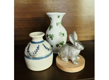 Vases And Bunny Figure (Kitchen)