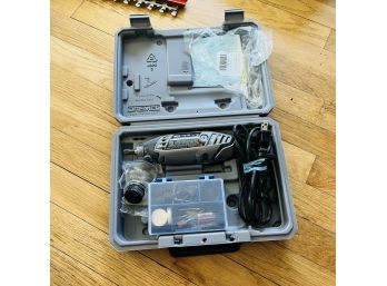 Dremel 3000 With Accessories (Living Room)