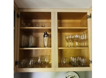 Glassware Lot (Kitchen)