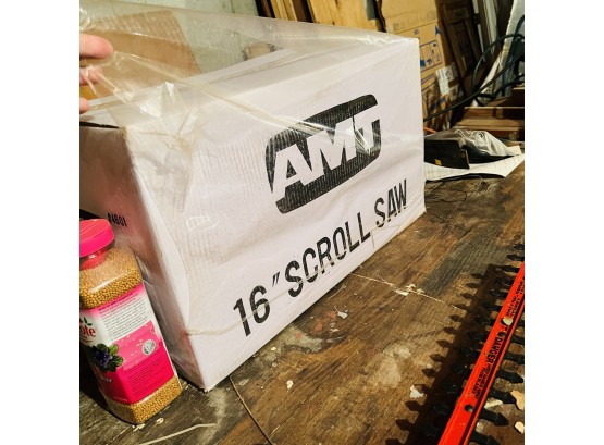 AMT 16' Scroll Saw - New Old Stock (Basement)