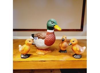 Plastic Duck And Duckling Lawn Ornaments