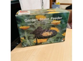 Garden Stake Feeder - New