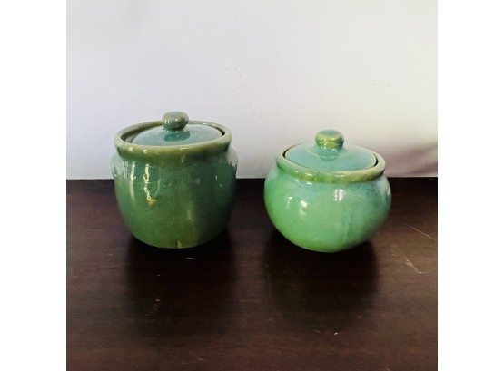 Pair Of Mid-century Pea Green Mini Sugar Bowls With Lids