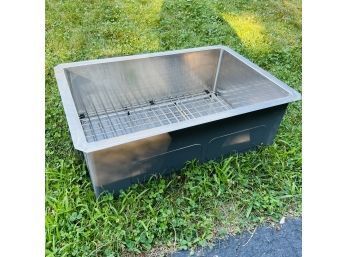 Franke Large Stainless Steel Sink With Metal Wire Grate Insert