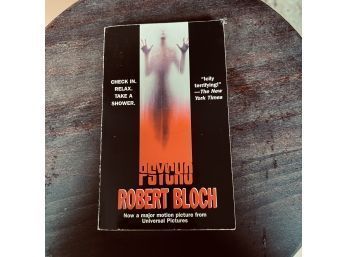 Psycho By Robert Bloch Small Paperback Book