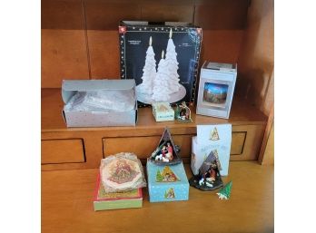 Christmas Lot Decor And Mini Nativity Sets