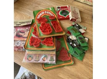 Lot Of Christmas Cookie Cutters & Vintage Ornament Hooks New In Box