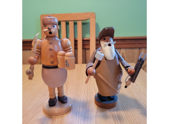 Set Of 2 Wooden Figurines