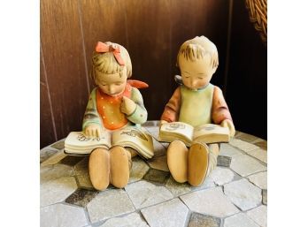 Pair Of Goebel Hummel Figures Reading Books With Some Chips (Porch)