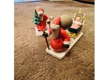 Pair Of Vintage Erzgebirge German Wooden Christmas Miniatures