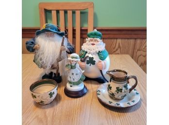 Irish Eyes Are Smiling Lot With Wade China Pieces And Irish Carrie Ware Pottery