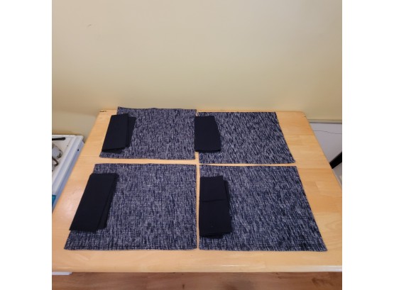 Set Of 4 Navy Blue Cotton Placemats And Napkins
