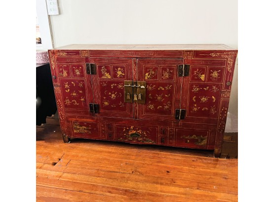Antique Red And Gold Chinese Buffet / Storage Table