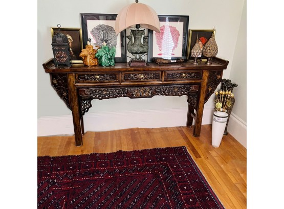 Stunning Vintage Chinese Console Table With Wood Carvings
