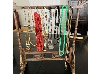 Assorted Beaded Jewelry Lot No. 15 (Dining Room)