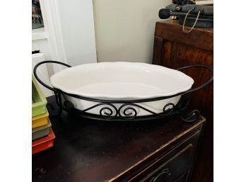 Signature Houseware Stoneware Oval Casserole Dish With Metal Stand