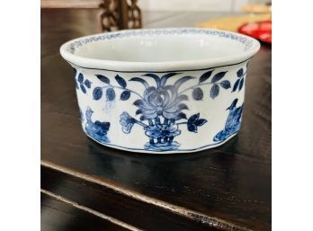 Small Chinese Ceramic Oval Dish