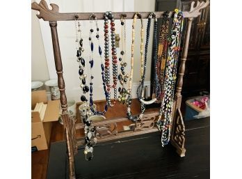 Assorted Beaded Jewelry Lot No. 11 (dining Room)