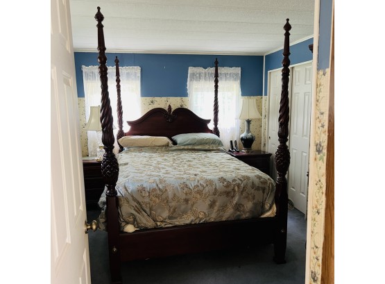Heirloom Traditions Queen Size Four Poster Bed (Master Bedroom)