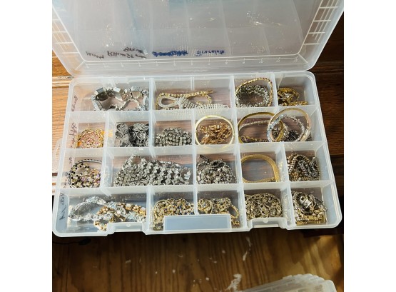 Plastic Divided Storage Container With Mostly Rhinestone Pieces (lot 11354)