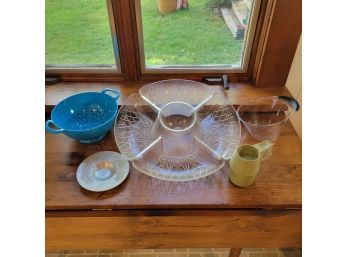 Kitchen Items. Measuring Cups, Party Platter, Strainer And Dish
