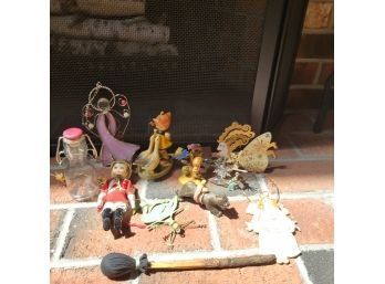Collectibles And Decorations Lot (Living Room)