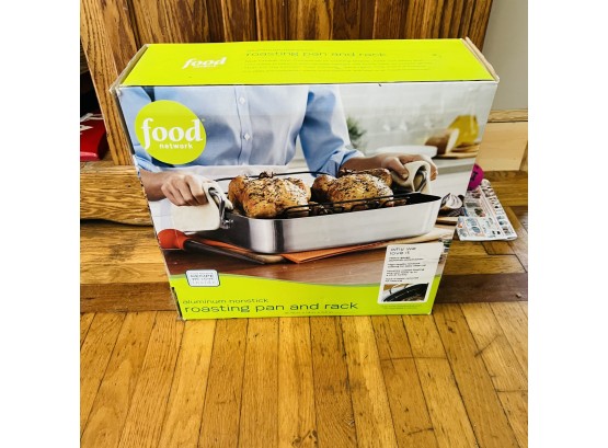 Food Network Roasting Pan - New In The Box (Dining Room)