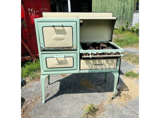 Vintage Universal Temperature Control Stove With Oven And Drawer Boiler - Works!