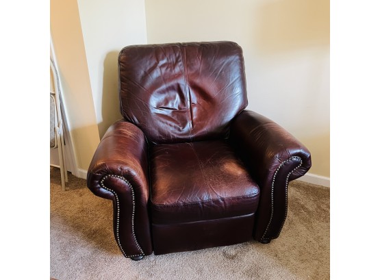 Leather Reclining Chair (Bedroom 1)