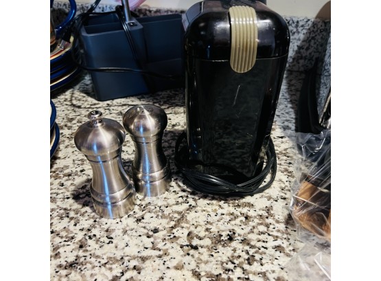 Coffee Grinder And Salt And Pepper Shakers (Kitchen)