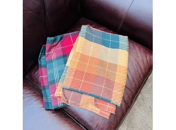Plaid Table Cloths For A Small Table (Living Room)