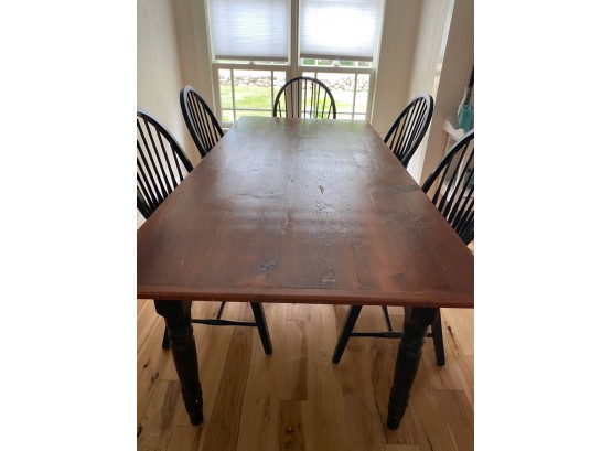 Amish Made Dining Table With 8 Chairs