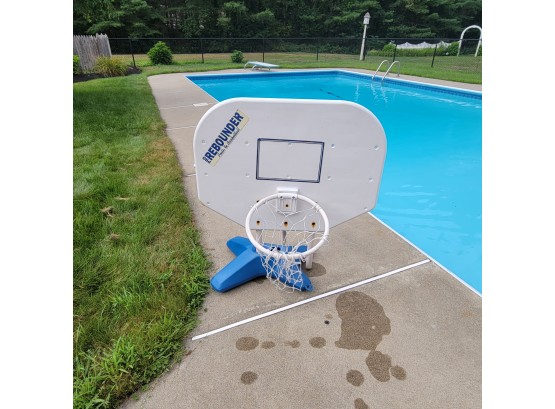 Pool Floating Basketball Hoop (pool)