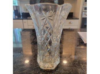 Cut Glass Vase (Kitchen)