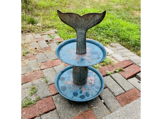 Metal Whale Tail Tiered Serving Tray
