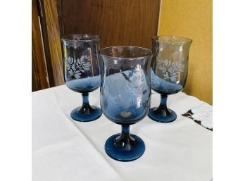 Pfaltzgraff Yorktown Blue Wine Glasses - Set Of Three