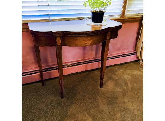 Vintage Flip Top Table With Wood Inlay - Fine Arts Furniture (Living Room)