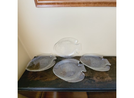 Set Of 4 Glass Fish Plates (Dining Room)