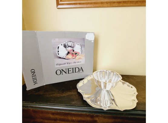 Oneida Chippendale Silverplated Cip And Dip Platter 11' (Dining Room)