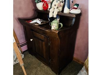 Vintage Dry Sink (Living Room)