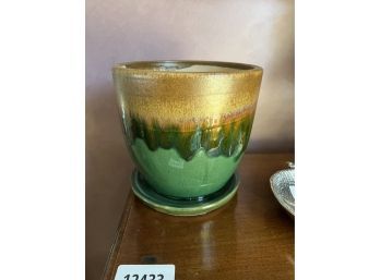 Glazed Planter With Attached Saucer (Living Room)