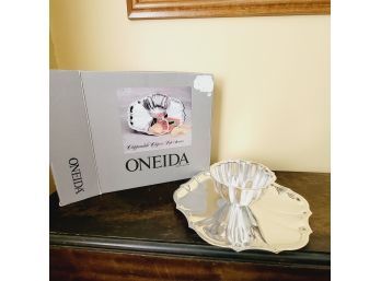 Oneida Chippendale Silverplated Cip And Dip Platter 11' (Dining Room)