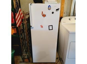 Sanyo Refrigerator/Freezer (Basement)