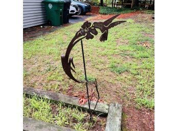 Rusty Hummingbird Lawn Ornament