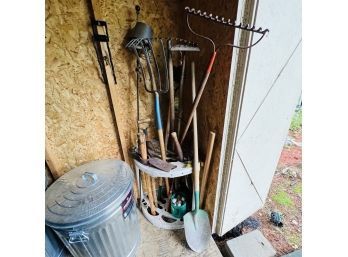 Assorted Lawn Tools In A Plastic Stand Organizer (Shed)
