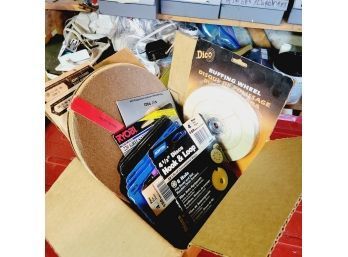 Small Box Of Buffing Pads And 4.5' Hook And Loop Sanding Discs (Basement)