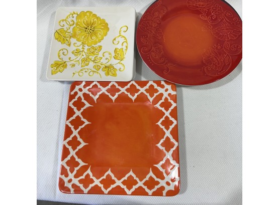 Colorful Plastic Patio Dishes