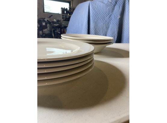 Syracuse China White Dinner Plates And Bowls