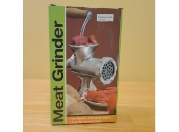 Le Chef Meat Grinder. New!