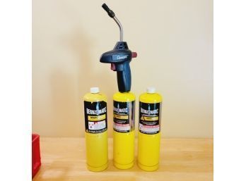 Bernzomatic Blow Torch Handle And Extra Cans Of Gas